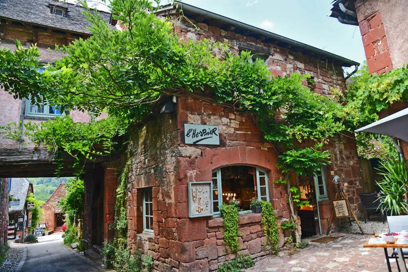 min 2023 07 08 Collonges la Rouge 106